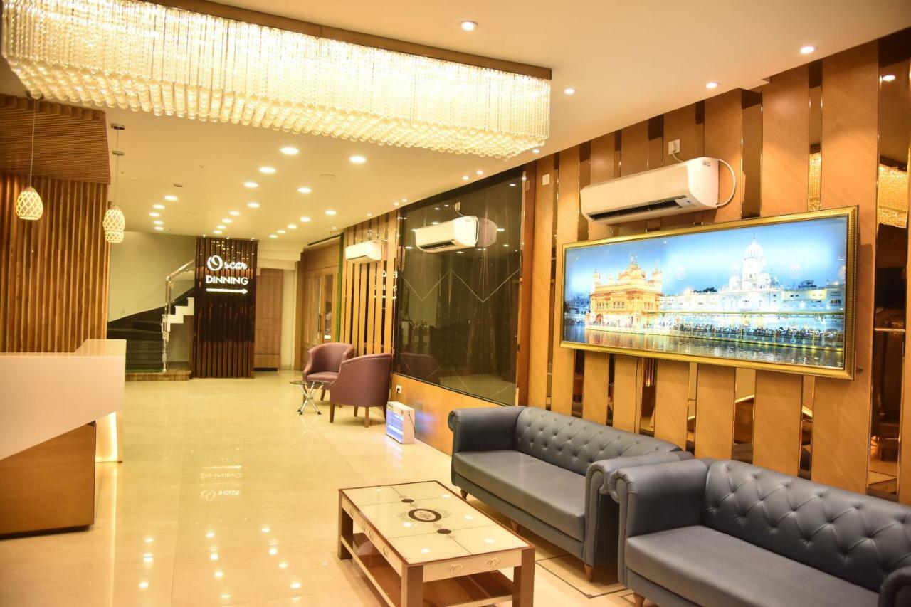 Hotel Oscar Amritsar Ngoại thất bức ảnh