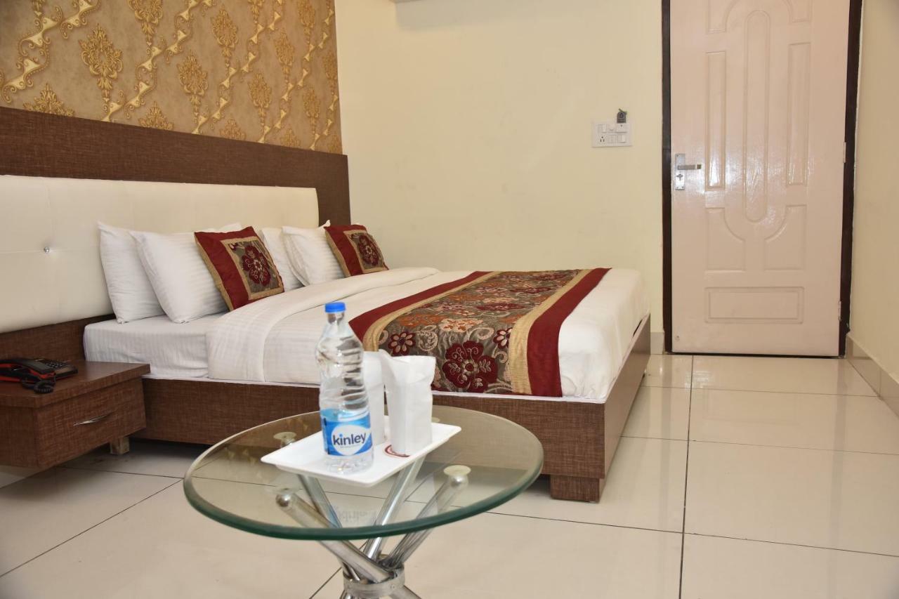 Hotel Oscar Amritsar Ngoại thất bức ảnh
